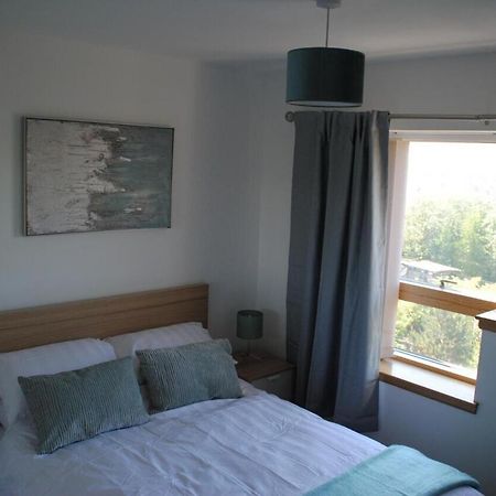 Executive 3 Bed Apartment Абердин Экстерьер фото